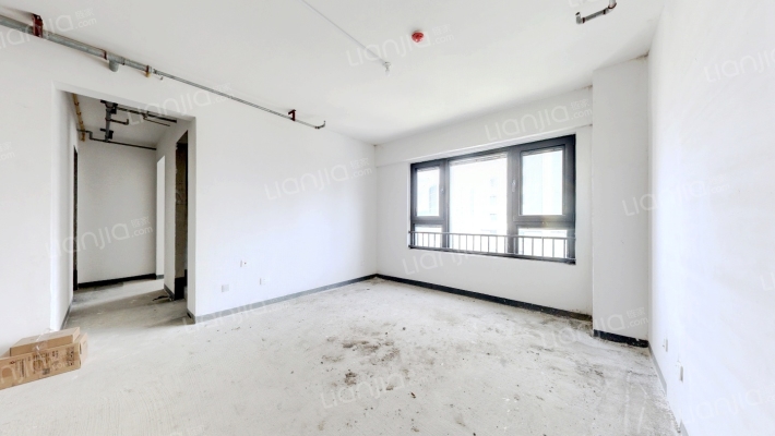 绿地紫金中心二手房实景图