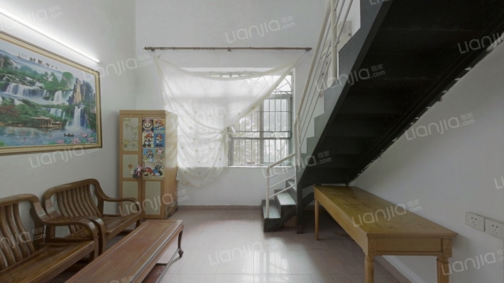 骏发山庄二手房实景图