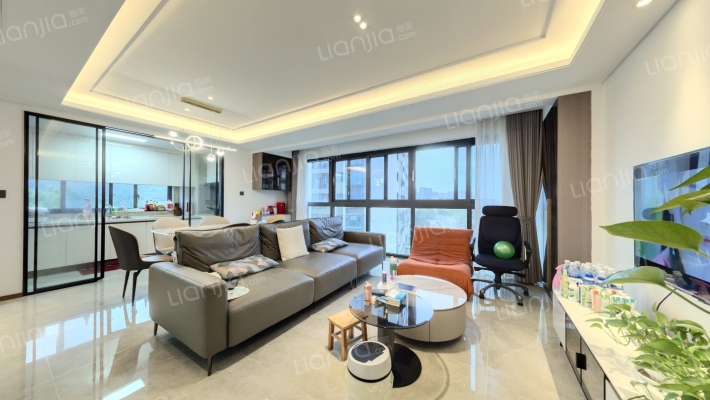 吟彩芳菲之城二手房实景图