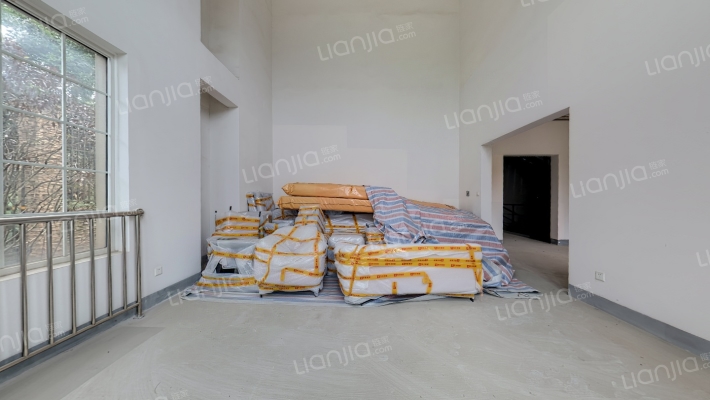 万科君悦云台二手房实景图