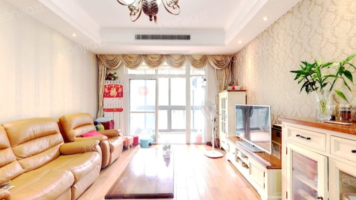 水域天际二手房实景图