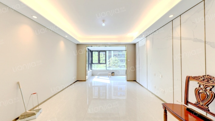 华润置地时代之城三期二手房实景图