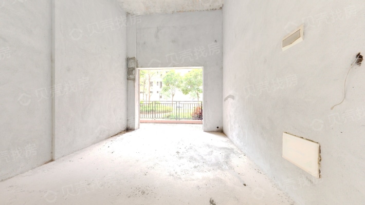 惠州博罗博景湾花园4室2厅134.37平米二手房总价100万，单价7443元/平米