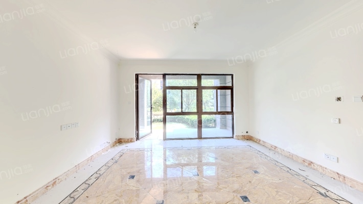 贵安1号翡翠湾二手房实景图