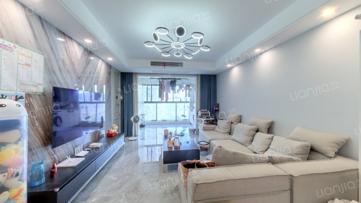 托乐嘉吉邻居二手房实景图