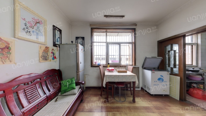 天泰南苑二手房实景图