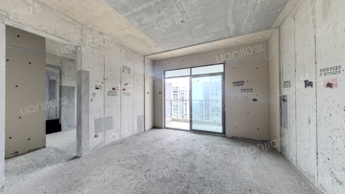 润和湘江天地二手房实景图