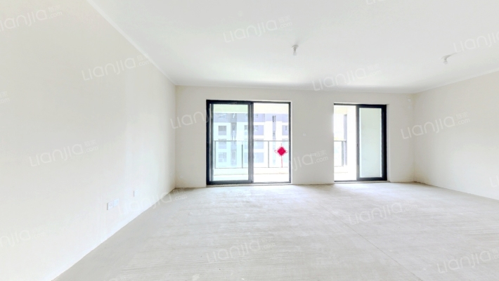 龙湖雅宝天钜二手房实景图