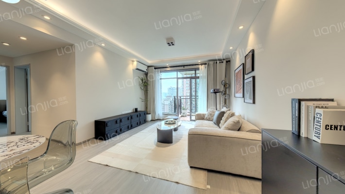 缤纷假日豪园二手房实景图