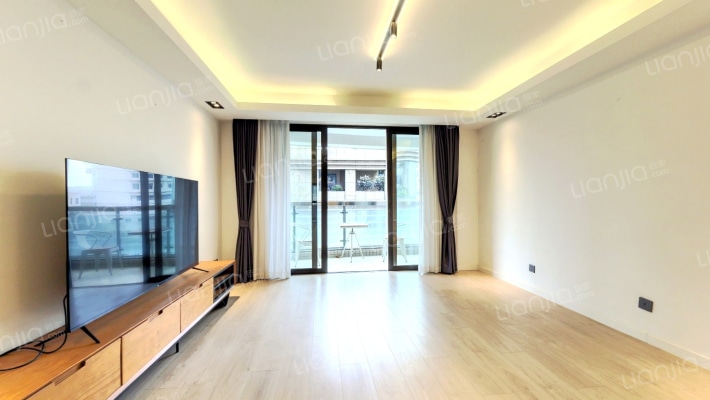 静安阳光华庭二手房实景图