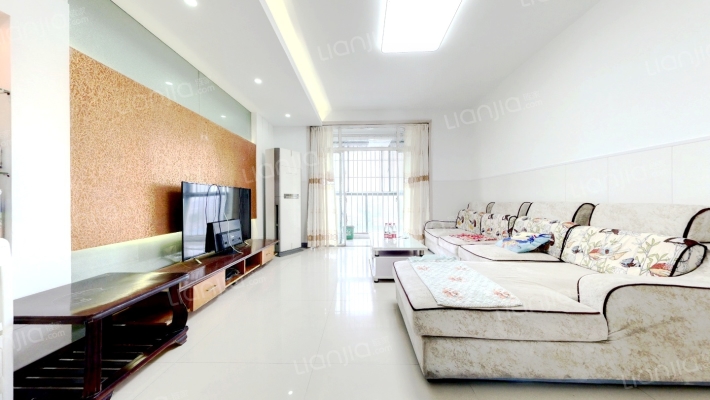 宝城名邸二手房实景图