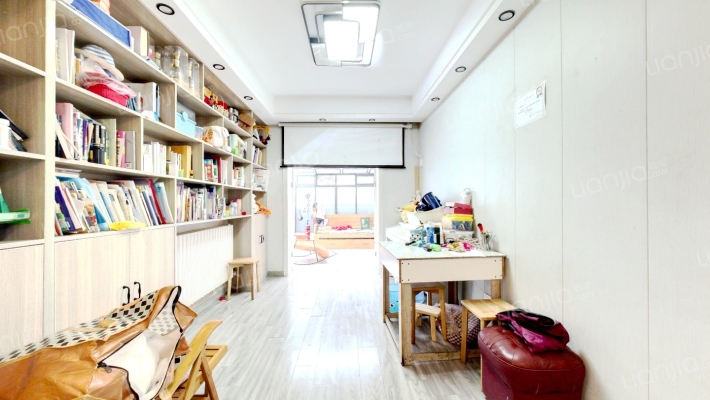 听潮六村二手房实景图