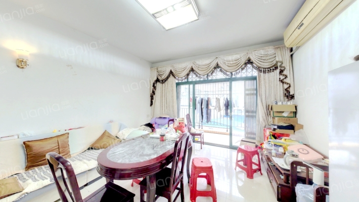 益登华庭二手房实景图