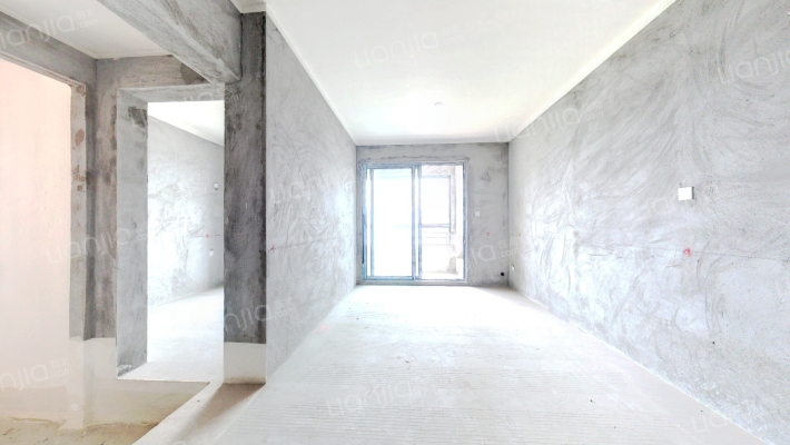 阳光100阿尔勒二手房实景图