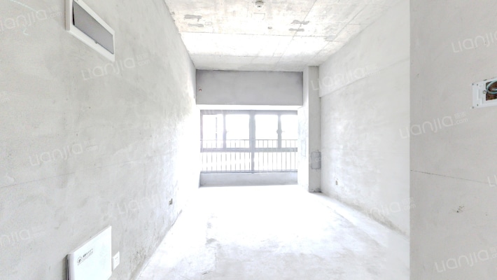 朗峻广场二手房实景图