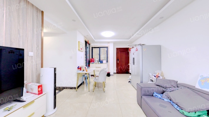 忠信海畔湾居二手房实景图