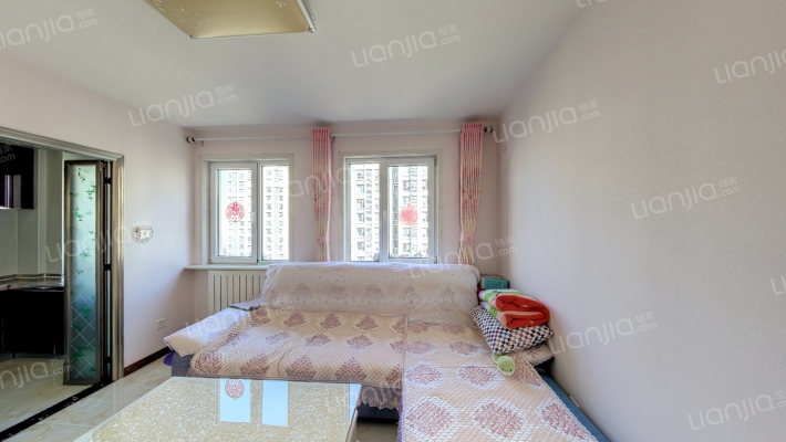 华润橡树湾芳润轩二手房实景图