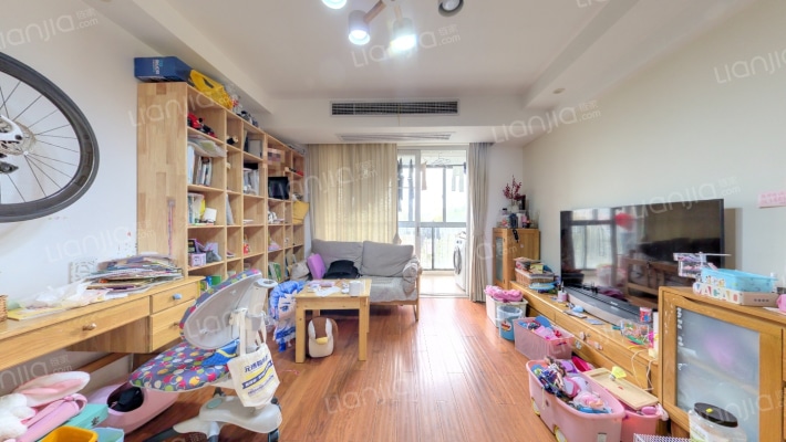 浦江世博家园十五街坊二手房实景图