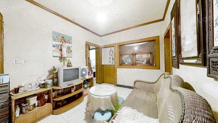 较场坝东街67号二手房实景图