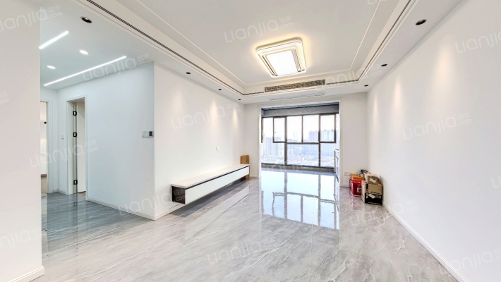 吉宝凌云峰阁二手房实景图