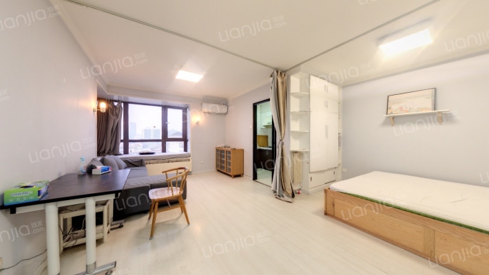 蓝筹名座二手房实景图