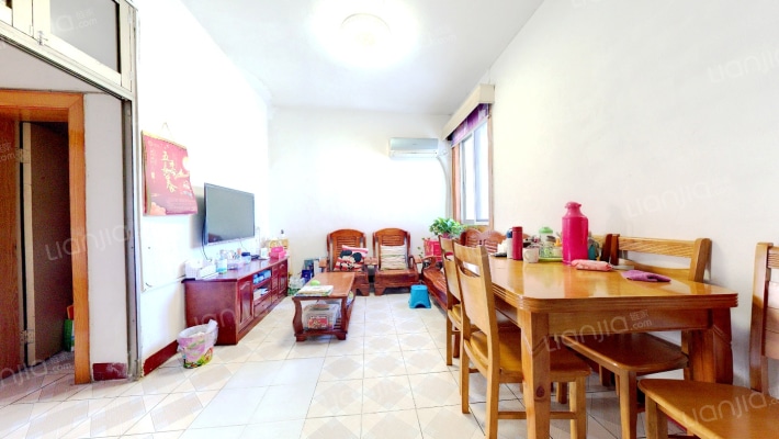 鲈乡三村二手房实景图