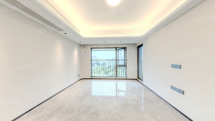 保利国贸天琴湖二手房实景图