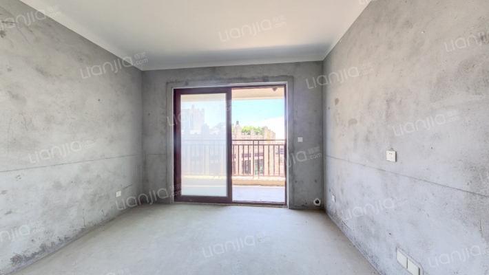 博大欢乐颂二手房实景图