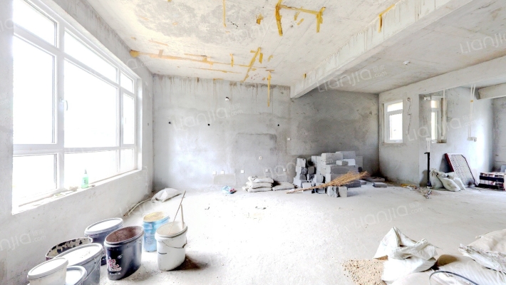 龙湖蓝湖郡二手房实景图