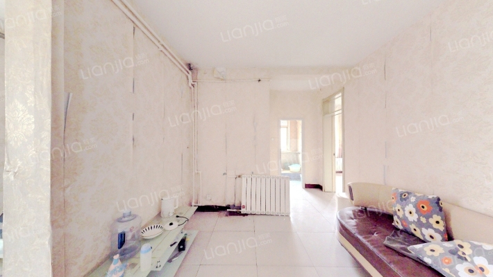 栗新小区二手房实景图