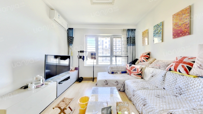 万科青年特区二手房实景图