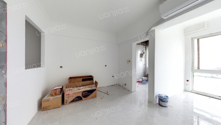 嵩颖大厦二手房实景图