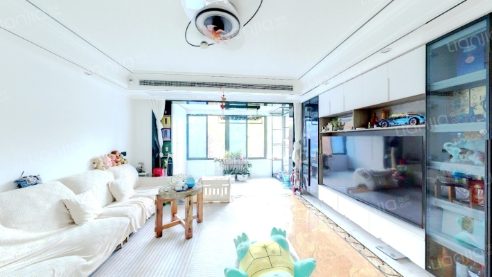 碧桂园翡翠台二手房实景图