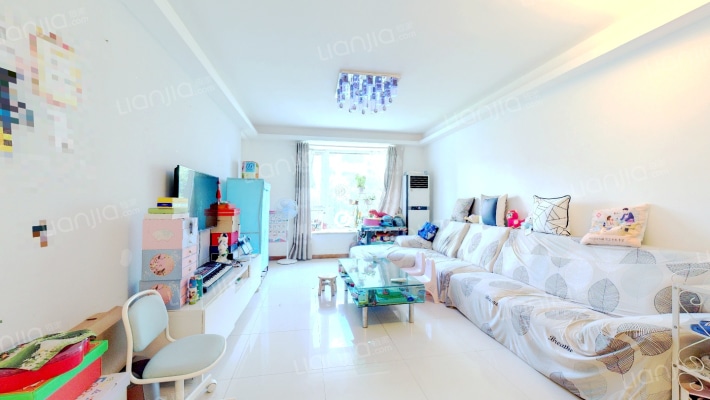 东郊小镇第二街区二手房实景图