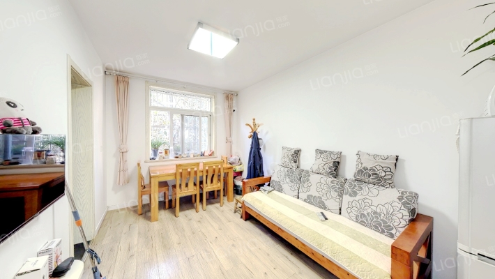 公路工程技工学校家属区二手房实景图