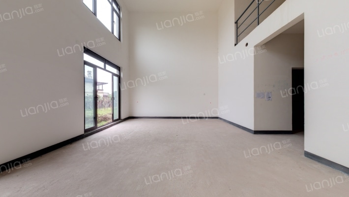 华侨城天澜美墅二手房实景图