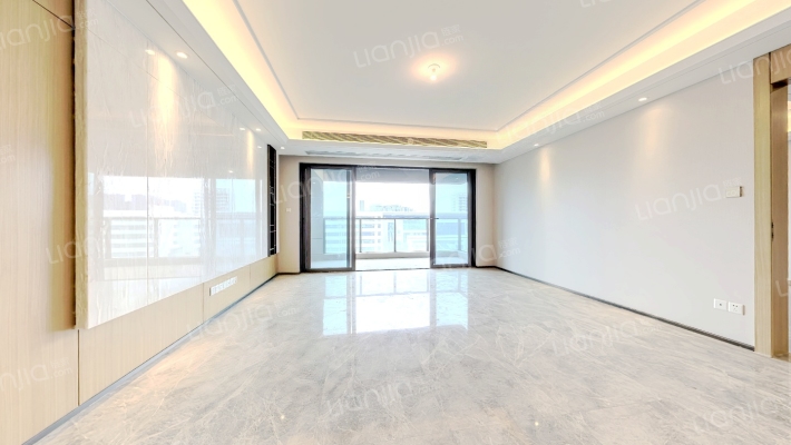 保利天空之城泊院北区二手房实景图