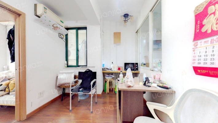 蓝色霞湾二手房实景图