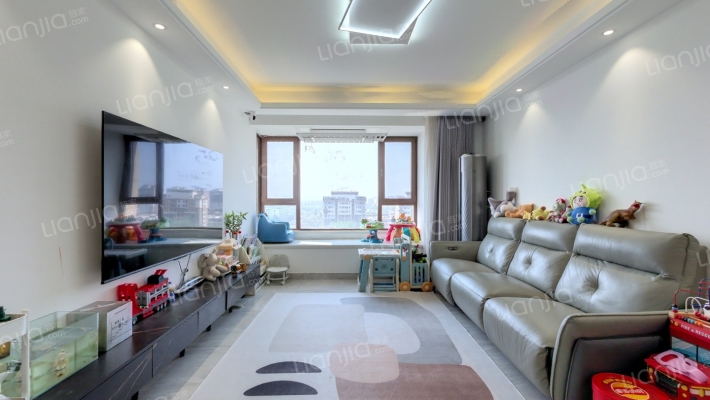 美的瀚堂二手房实景图