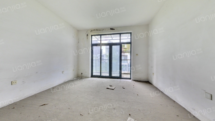 和韵美联墅二手房实景图