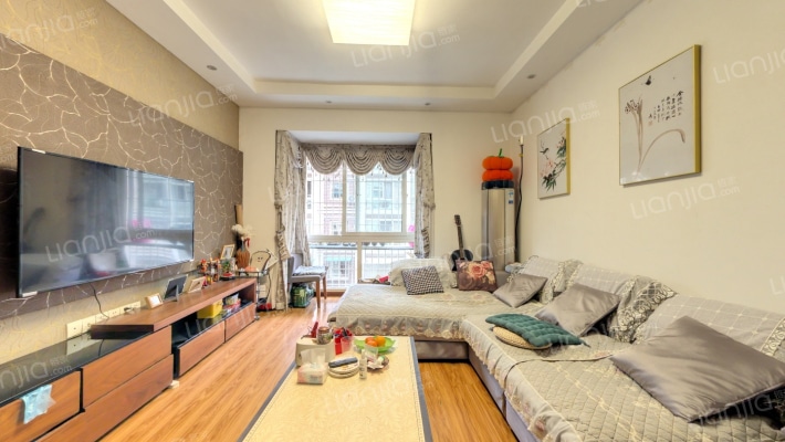 茶花小镇二手房实景图