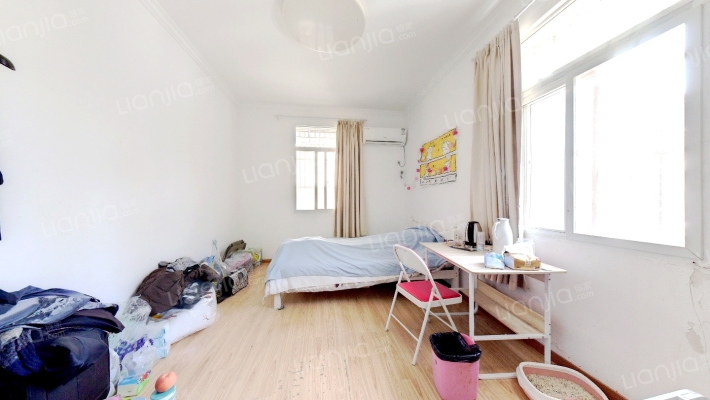 三步两桥二手房实景图