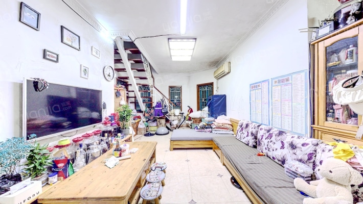 新雅苑二手房实景图