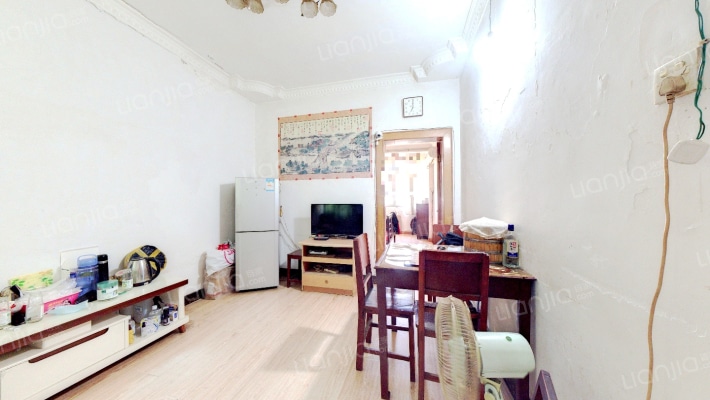 湖滨村小区二手房实景图
