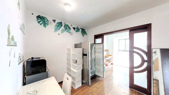 旭日华庭金棕榈南区二手房实景图