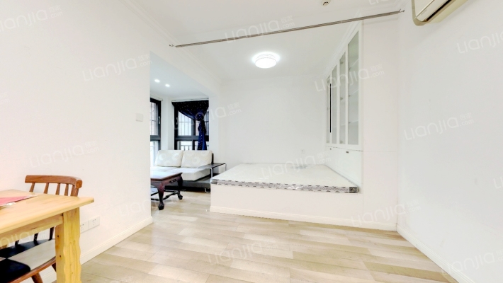 空港锦苑二手房实景图