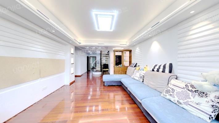 澳马商业步行街二手房实景图