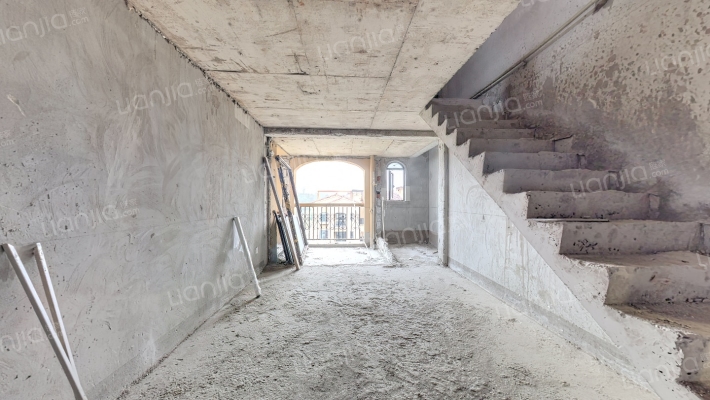 上邦高尔夫温泉公馆二手房实景图