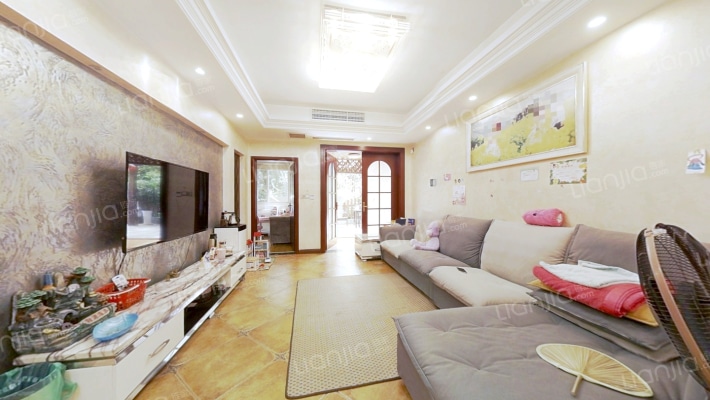 越昕晖二手房实景图