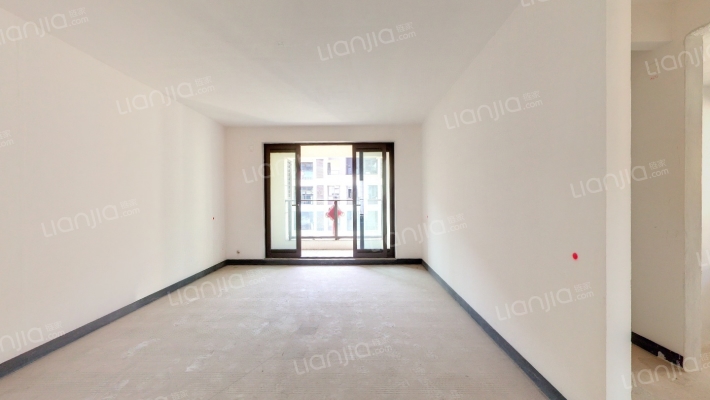 龙湖椿山2期1组团二手房实景图